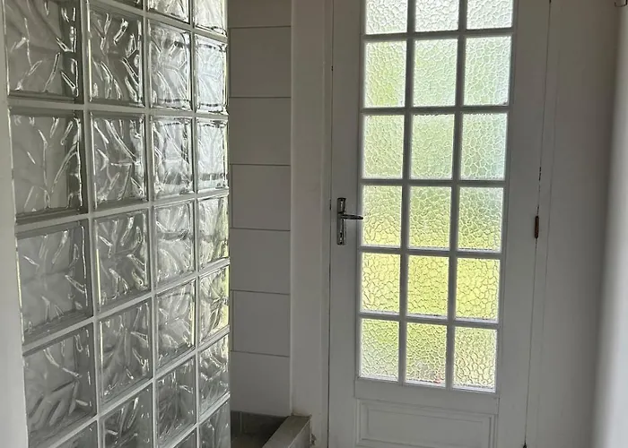 Dom wakacyjny Traditional With Pool Saint-Sauveur-de-Meilhan